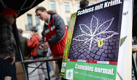 Demo des Deutschen Hanfverbands am 2. Mai 2015 in München