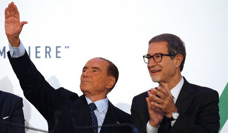 Rechtes Bündnis: Italiens Expremierminister Silvio Berlusconi un...