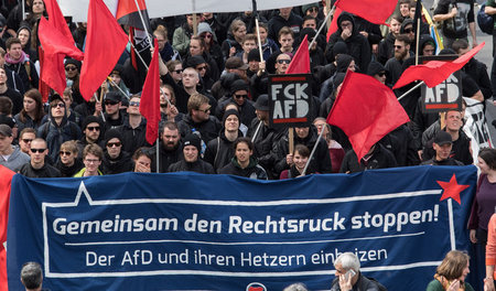 Protest gegen die AfD in Stuttgart (April 2016)