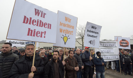 Die Belegschaft protestierte am Donnerstag in Augsburg (16. Nove...