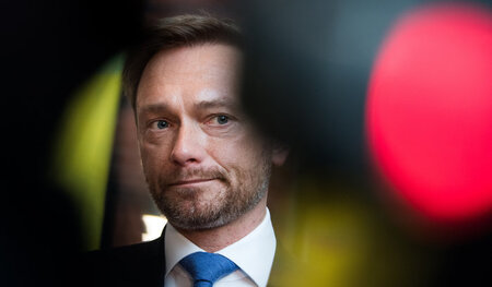 Die taz hat es immer gewusst: Christian Lindner nach den Sondier... Die taz hat es immer gewusst: Christian Lindner nach den Sondier...