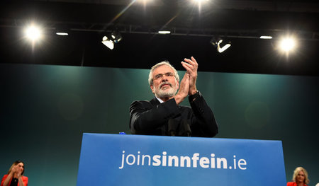 Gerry Adams beim Sinn-Féin-Parteitag am Samstag in Dublin