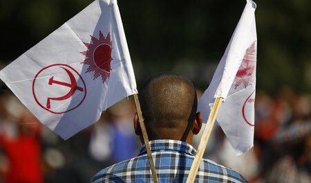 Wahlkampf für Nepals Kommunisten am 19. November in Biratnagar Wahlkampf für Nepals Kommunisten am 19. November in Biratnagar