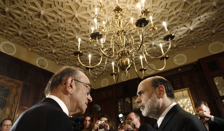 Fed-Chefs unter sich: Alan Greenspan (amtierte 1987-2006; l.) un...