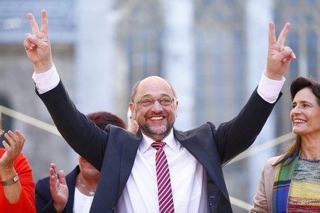 Weitere vier Jahre Groko? ­Kanzlerkandidat ­Martin Schulz am 23....