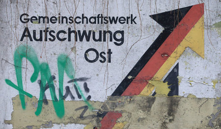 Trauma BRD: »Die Zurückgebliebenen« bekommen jetzt ab und zu woh...