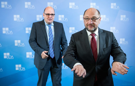 Wer da wohl den Ton angibt? BDA-Hauptgeschäftsführer Steffen Kam... Wer da wohl den Ton angibt? BDA-Hauptgeschäftsführer Steffen Kam...