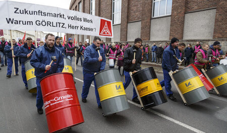 Siemens-Mitarbeiter protestierten am 29. November in Görlitz geg...