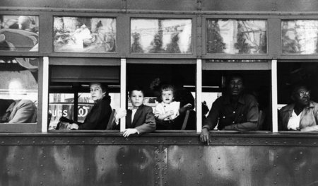 Unbestechlicher Blick auf die Klassengesellschaft: »Straßenbahn ... Unbestechlicher Blick auf die Klassengesellschaft: »Straßenbahn ...