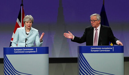 Die britische Premierministerin Theresa May und der Präsident de... Die britische Premierministerin Theresa May und der Präsident de...