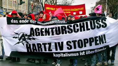 Aktion »Agenturschluß«: Am 3. Januar 2005 kam es in mehr als 20 ... Aktion »Agenturschluß«: Am 3. Januar 2005 kam es in mehr als 20 ...