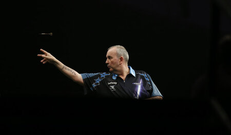 Hier wirft der Chefvermarkter: Phil Taylor (im März 2016 in Wale...