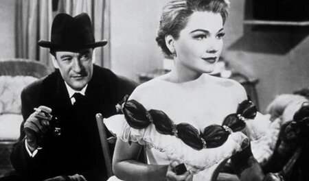 Eve Harrington (Anne Baxter) mit dem Journalisten Addisson DeWit...