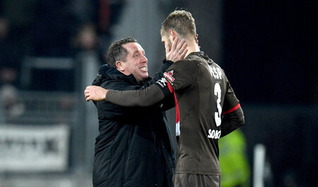»Absolut geiles Spiel«: Trainer Markus Kauczinski und Matchwinne...