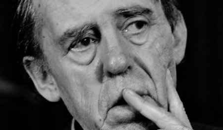 Heinrich Böll war ein Chronist der Bundesrepublik. Als Intellekt... Heinrich Böll war ein Chronist der Bundesrepublik. Als Intellekt...