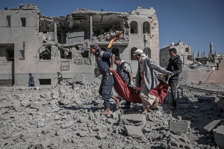 Leichenbergung in Sanaa nach mutmaßlich saudischem Luftangriff a... Leichenbergung in Sanaa nach mutmaßlich saudischem Luftangriff a...