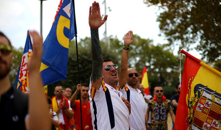 Aufmarsch spanischer Faschisten am 12. Oktober in Barcelona