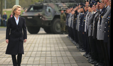 Verteidigungsministerin von der Leyen (CDU) bei einem Dienstappe...