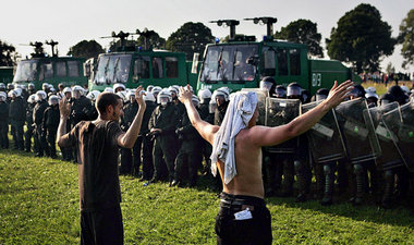 Deutsche Polizei in Schwierigkeiten: Heiligendamm im Juni 2007
