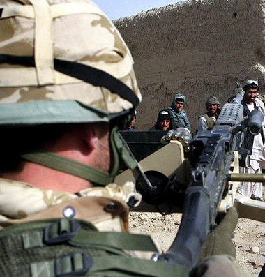 Schlachtfeld Südafghanistan: Britischer Soldat in der Stadt Spaw...
