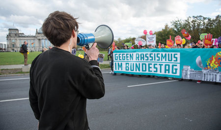 Demo gegen den Einzug der AfD in den Bundestag am 22. Oktober in... Demo gegen den Einzug der AfD in den Bundestag am 22. Oktober in...