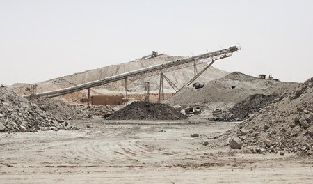 Urantagebau der mehrheitlich zum französischen Atomkonzern Areva...