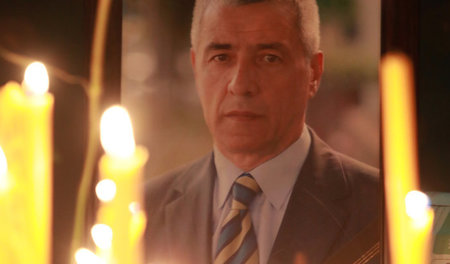 Trauer in Kosovska Mitrovica: Foto des ermordeten Politikers Oli... Trauer in Kosovska Mitrovica: Foto des ermordeten Politikers Oli...