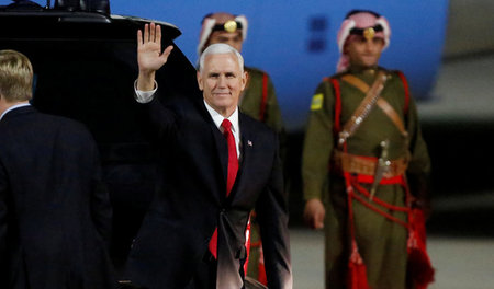 Gern gesehener Gast: US-Vizepräsident Michael Pence am Samstag a...
