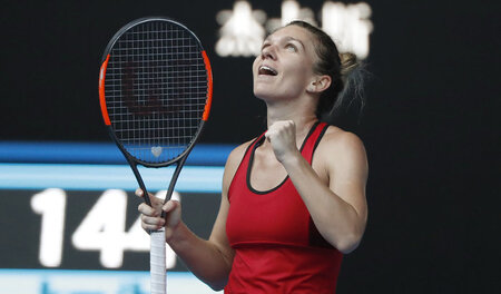Simona Halep, »zusammengehalten von Tape und Voltaren« (Tweet vo...
