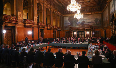 Großbürgerliches Ambiente, kleiner Erkenntnisgewinn: Sitzung des...