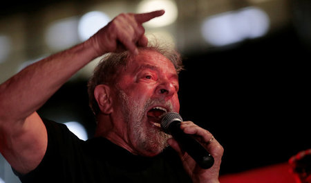 Immer noch kämpferisch: Brasiliens Expräsident Lula da Silva (24...