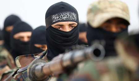 An der Seite Ankaras: Kämpfer der »Freien Syrien Armee« in einem...
