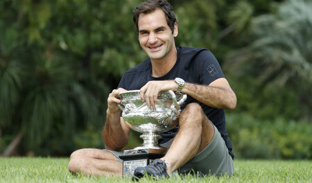 Ja, ist es denn schon wieder Federer? Wer hat an der Uhr gedreht...