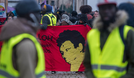 Demo am 7. Januar in Dessau zum 13. Todestag von Oury Jalloh: Ei...