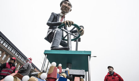 Siemens-Chef presst ­Belegschaft: ­Protestaktion gegen Jobabbau ...