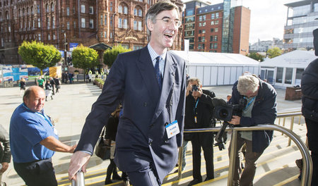 »Unterhaushinterbänkler«: Jacob Rees-Mogg, die Hoffnung der Tori...