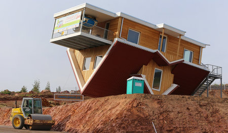Spekulanten lassen den Immobilienmarkt Kopf stehen (»Toppels Hau...