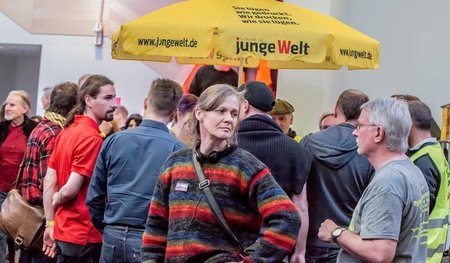 Beweisen, dass es in diesem Land eine Linke gibt: Rund um den 1....