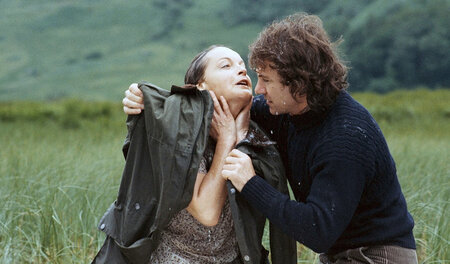Katherine (Romy Schneider) und Roddy (Harvey Keitel) kommen sich...