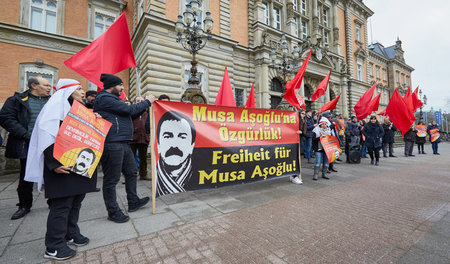 Solikundgebung für Musa Asoglu zu Prozessbeginn am 25. Januar vo...