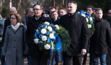 Heidefriedhof Dresden am Dienstag: sächsische AfD-Landtagsabgeor...
