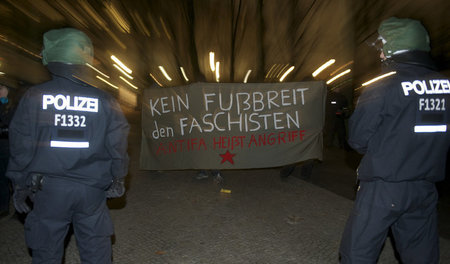 Protest gegen NPD in Berlin: Antifaschismus hat viele Gesichter....