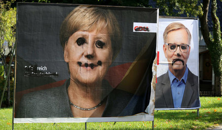 Alternative zum Establishment? Plakate im Bundestagswahlkampf vo...