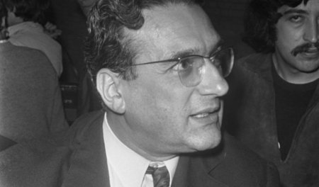 Ernest Mandel, ein Jugendbildnis aus dem Jahre 1970, als die Rev...