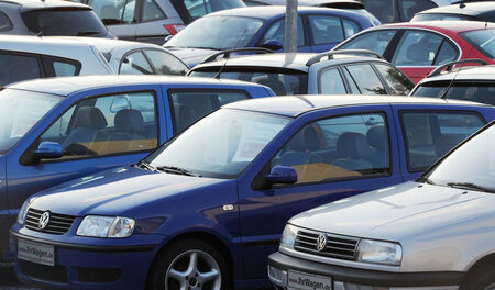 Wegen drohender Fahrverbote stehen Hunderttausende gebrauchte Pk...