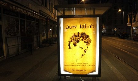 Plakataktion zum Tod von Oury Jalloh 2017 in Sachsen