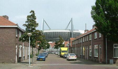 Trügerische Idylle: Arbeiter in Philips-Dorp leiden unter dem Lo...