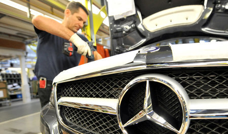 In den Werken der Autoindustrie wollen sich rechte Betriebsräte ...
