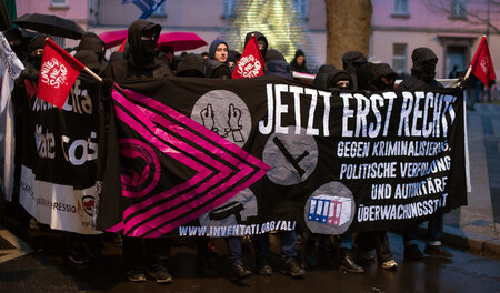 Protest gegen die Razzien bei G-20-Gegnern am 9. Dezember in Göt...