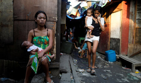 Viele sterben in den ersten Tagen ihres Lebens: Slum bei Manila ...